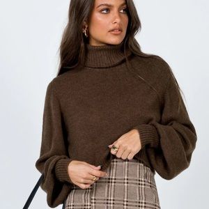 Zahara Cropped Turtleneck Sweater Brown - Princess Polly